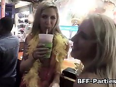 DrTuber Video - Homemade Foursome Pussy Mardi Gras Party